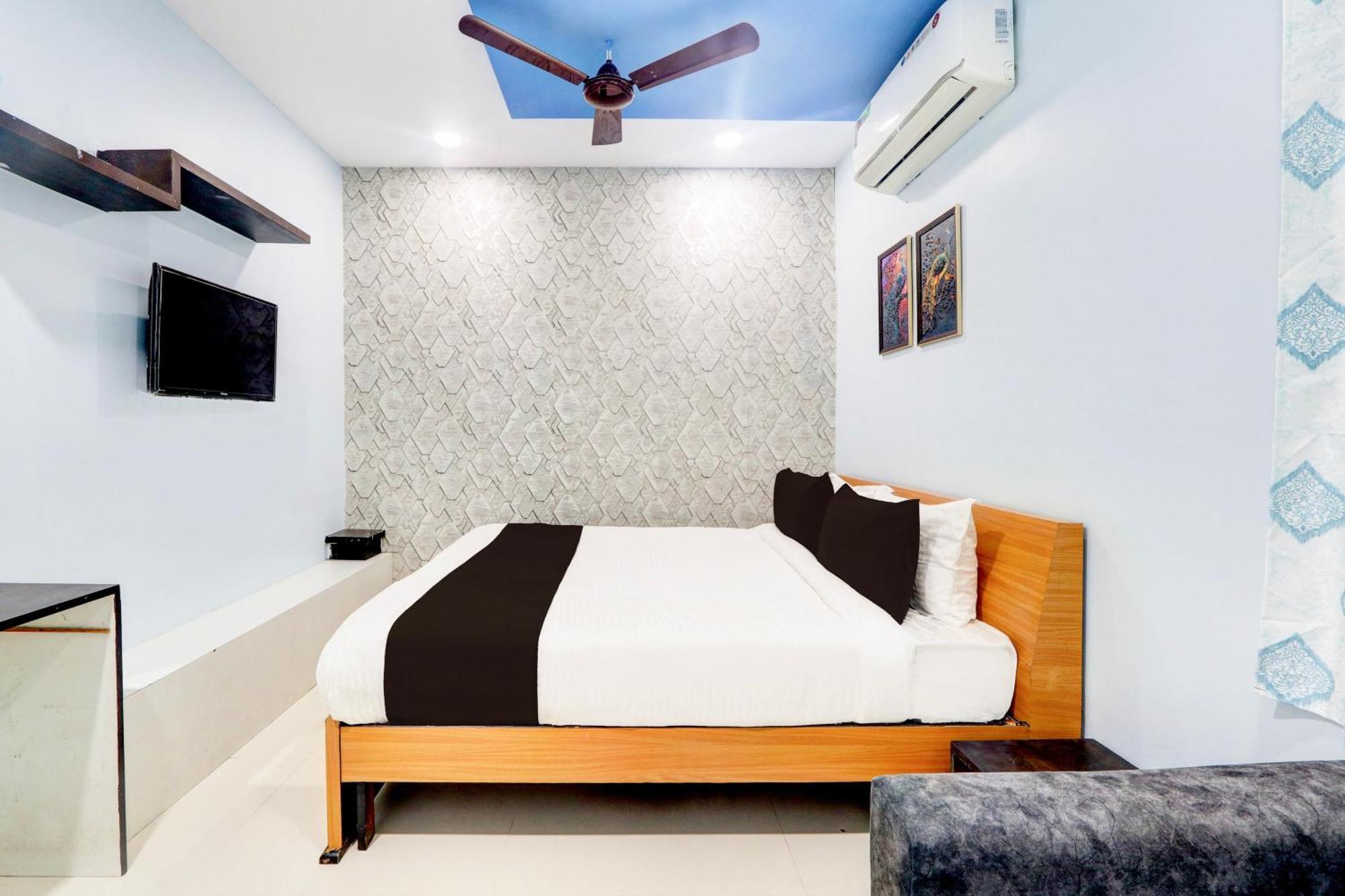 Hotel O Moon Light Nizamabad Exterior foto